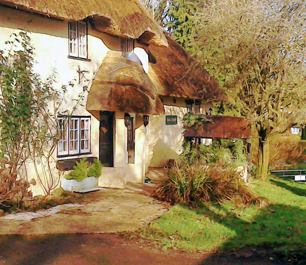 The Crown Inn Alvediston Exterior photo