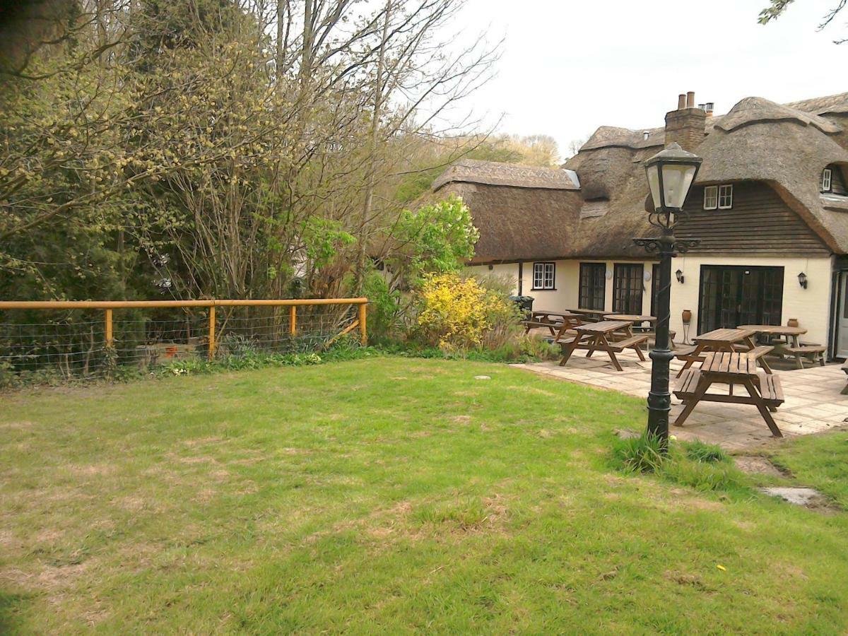 The Crown Inn Alvediston Exterior photo