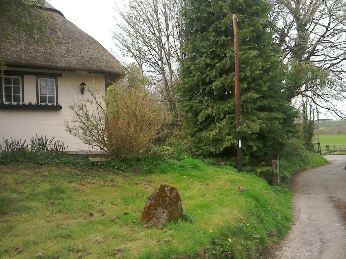 The Crown Inn Alvediston Exterior photo