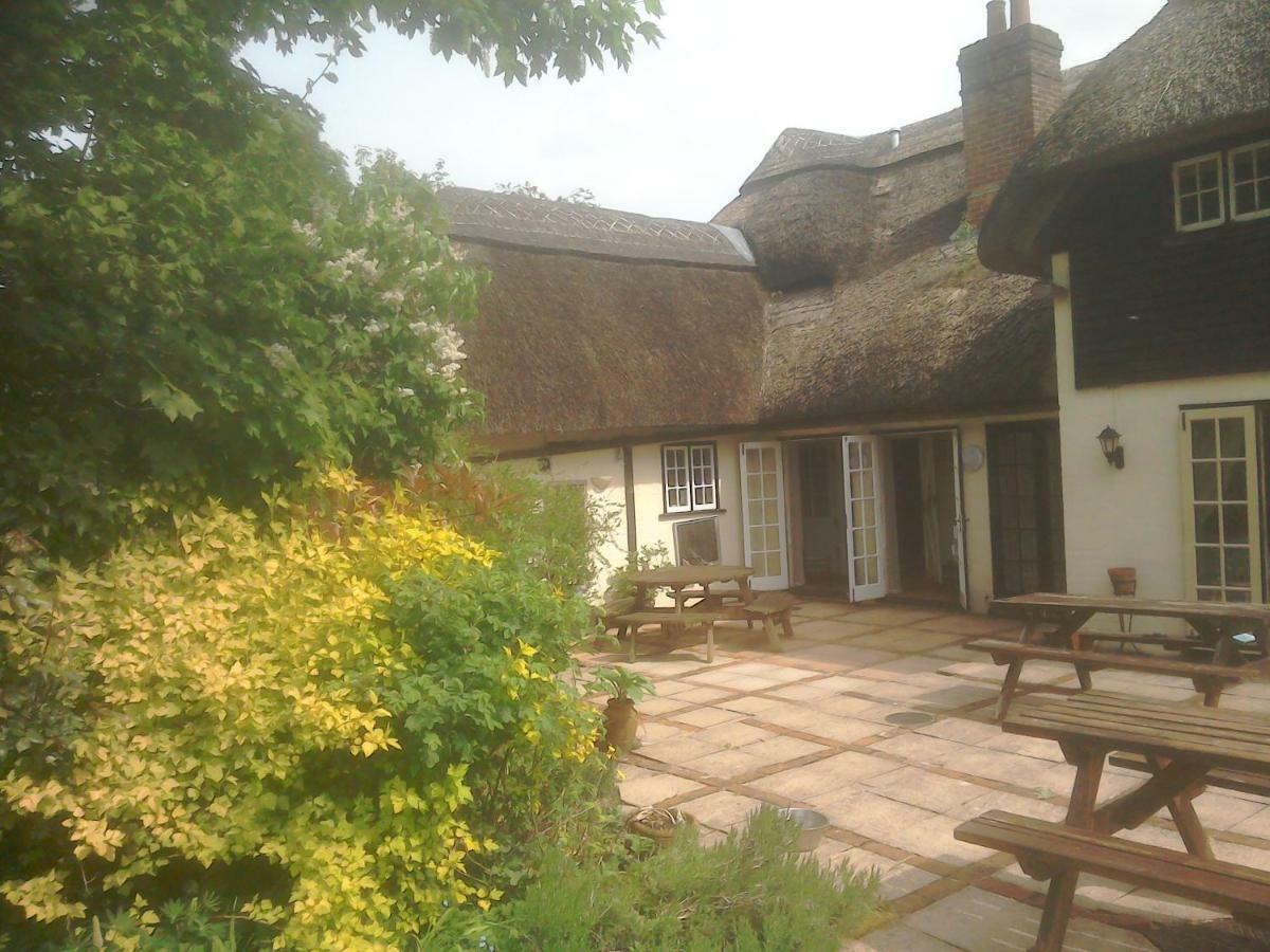 The Crown Inn Alvediston Exterior photo